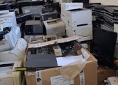 Zużyte urządzenia elektryczne i elektroniczne inne niż wymienione w 16 02 09 do 16 02 13 (w tym m.in.: komputery oraz laptopy pozbawione nośników pamięci, klawiatury, elektronarzędzia i lodówki) (kod odpadu 16 02 14) 